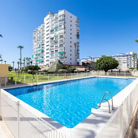 Apartment Holidays2benalmadena Mayte Aacc & Terraza *